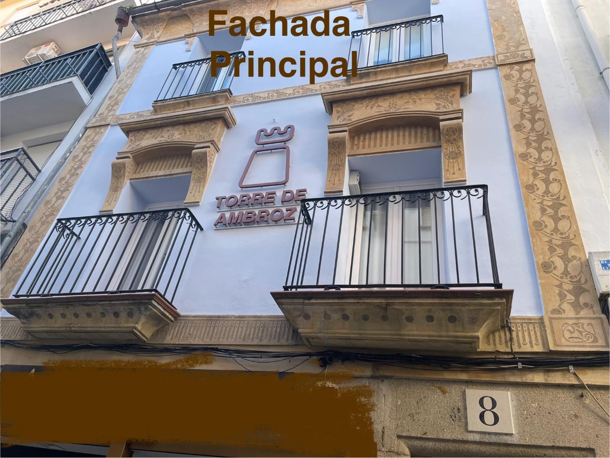 Torre De Ambroz Apartment Plasencia Bagian luar foto
